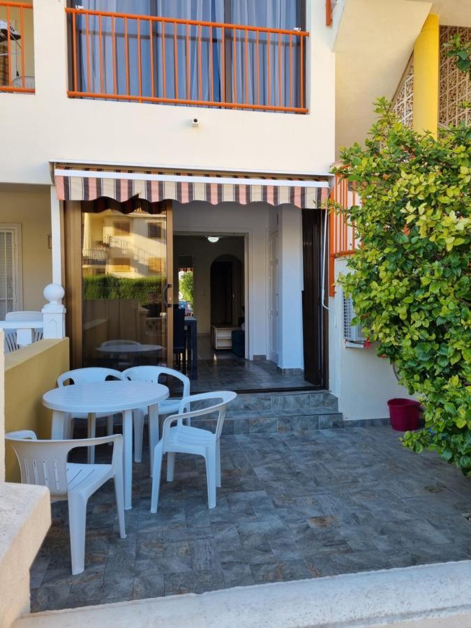 Apartment Eneas Torrevieja Exterior photo